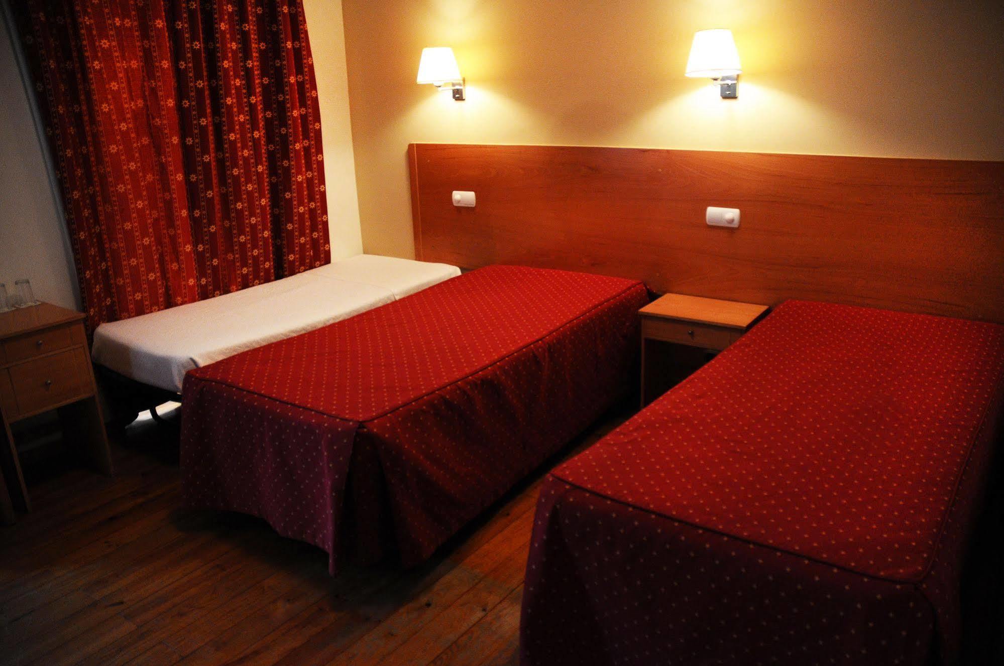 Hotel Italia Lisbon Bagian luar foto